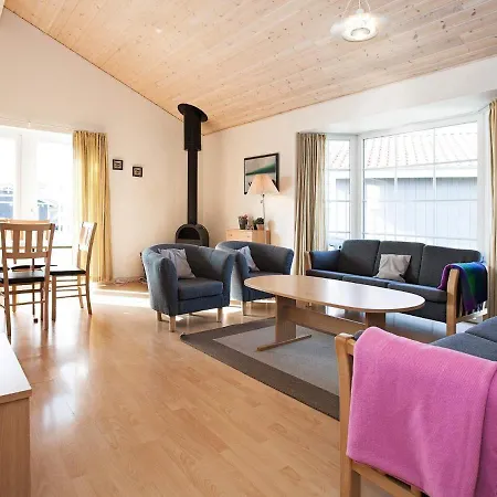 Ferienhaus Holiday Lv